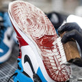 Serviciu: Premium Sneaker Cleaning